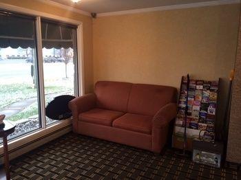 Hospitality Inn Bowmansville Екстер'єр фото