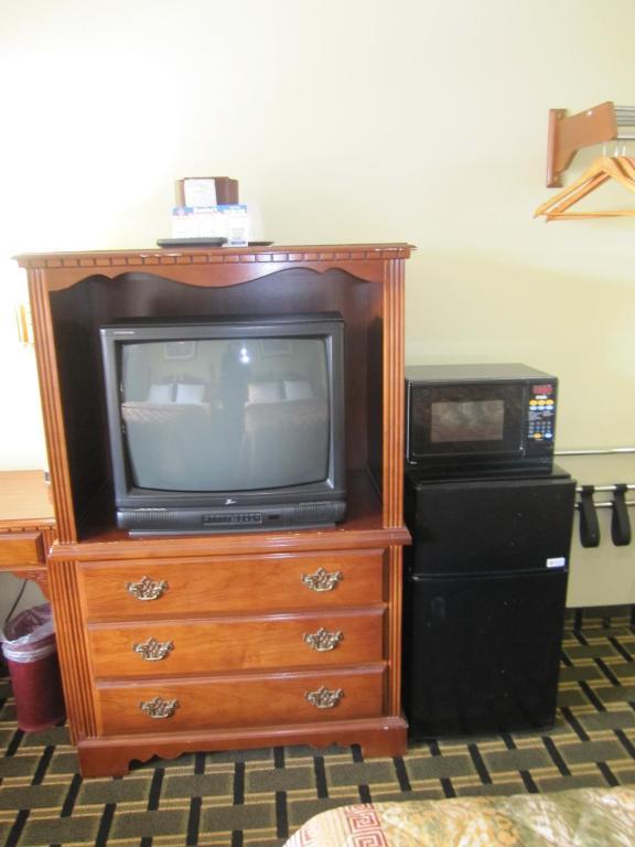 Hospitality Inn Bowmansville Номер фото