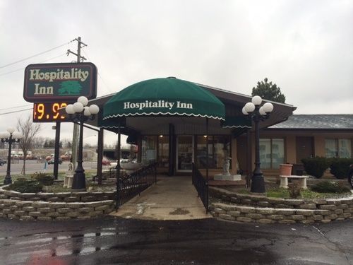 Hospitality Inn Bowmansville Екстер'єр фото